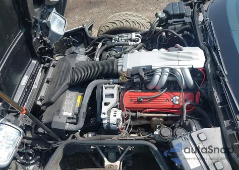 1990 Chevrolet Corvette из США, поврежденный, VIN 1G1YY2383L5107911